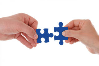 Webinar Händlerintegration Puzzle Hände